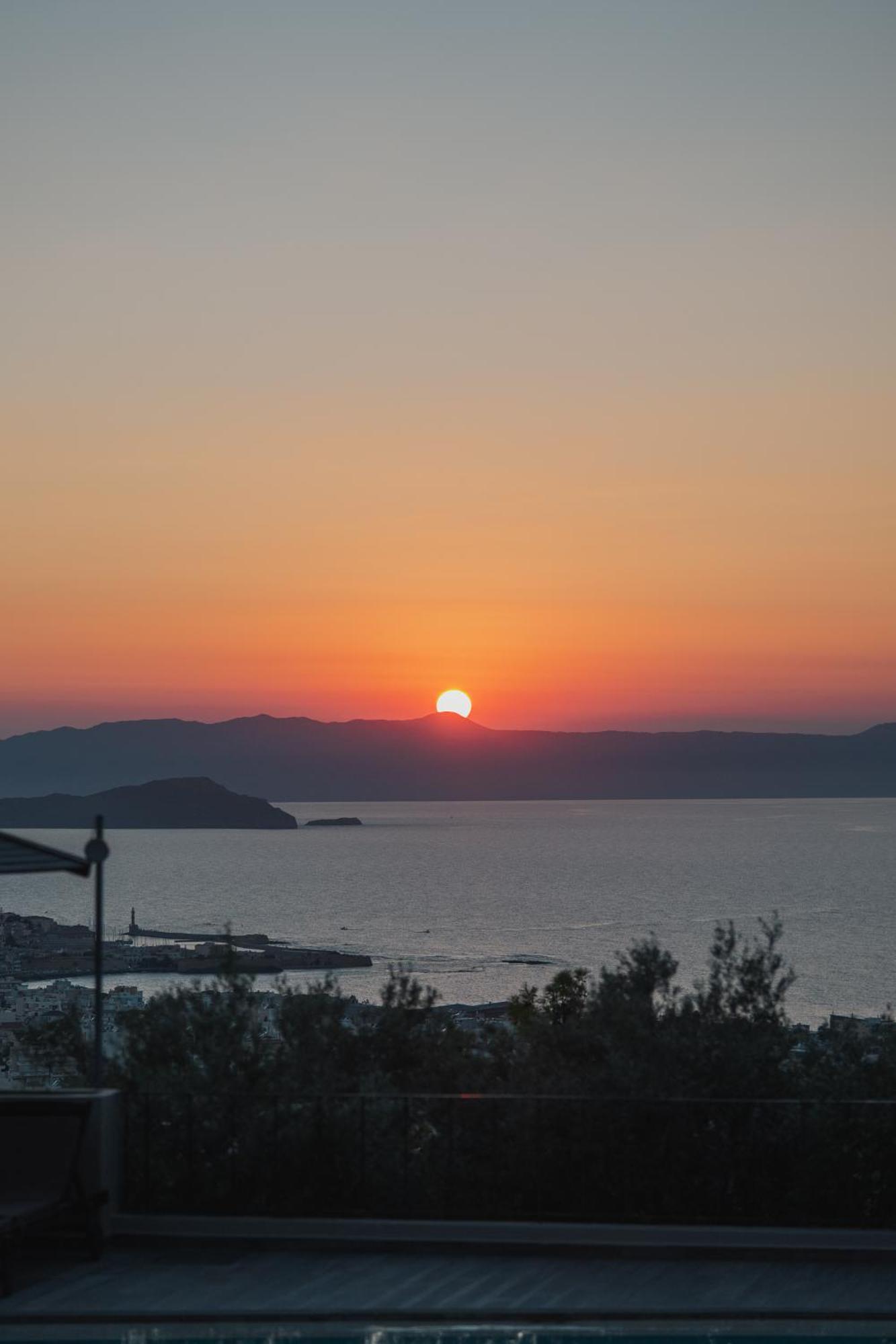 Royal Sun Hotel Chania  Exterior photo